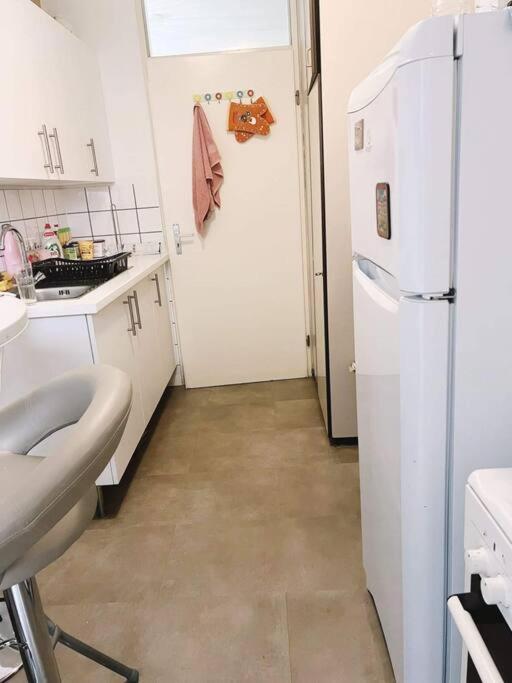 Studio A Louer Sur Ganshoren Appartement *